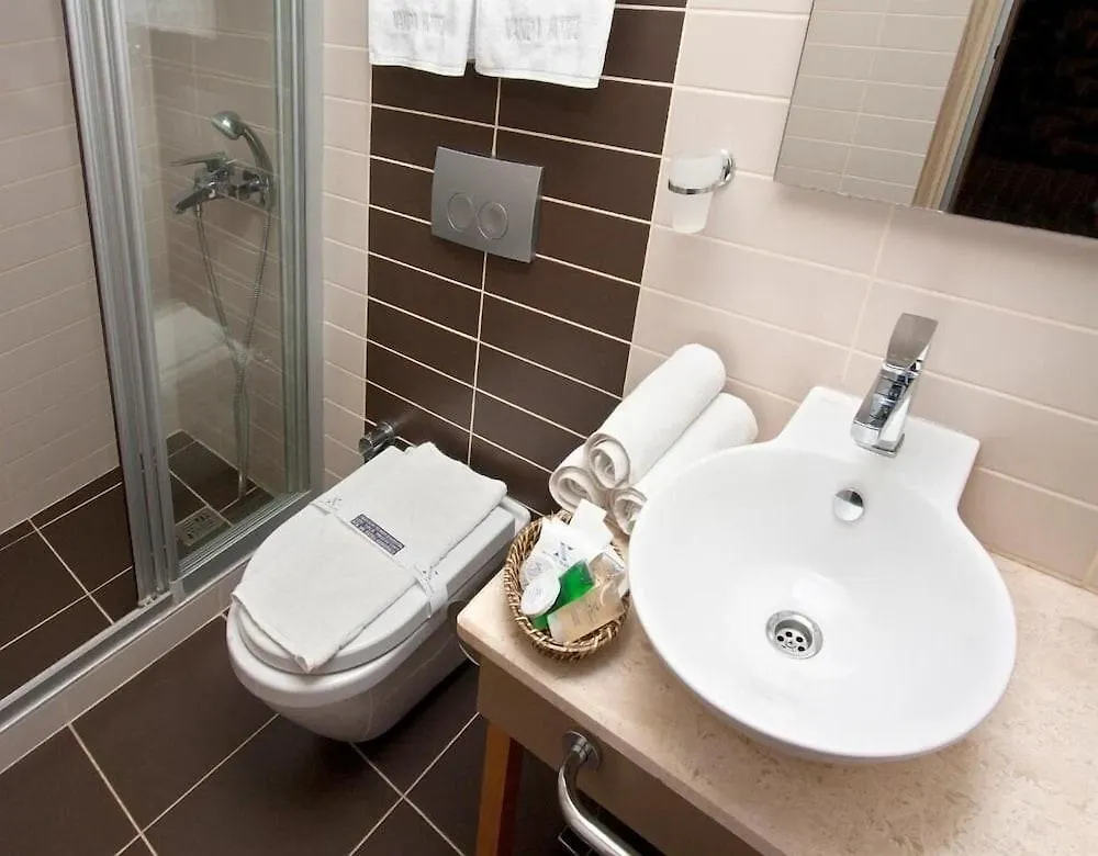 Nanda Hotel Стамбул 4*,
