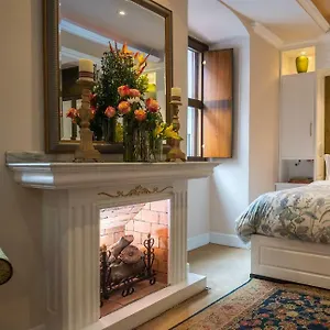 Colonna 4* Кито